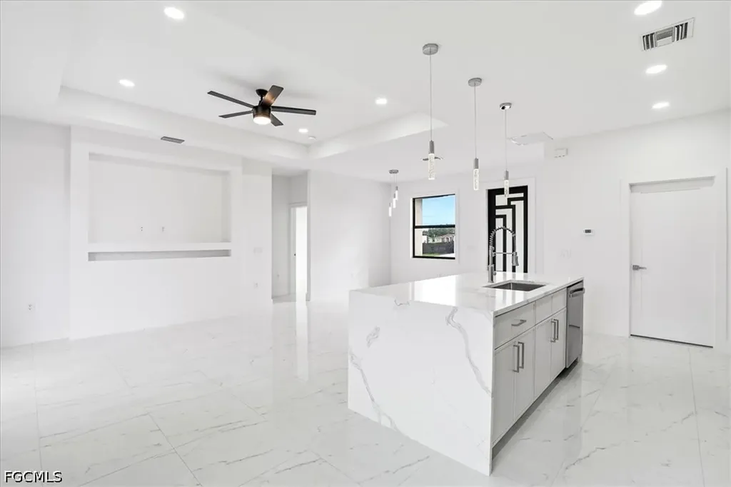 1919 Crawford Avenue N Lehigh Acres FL 33971