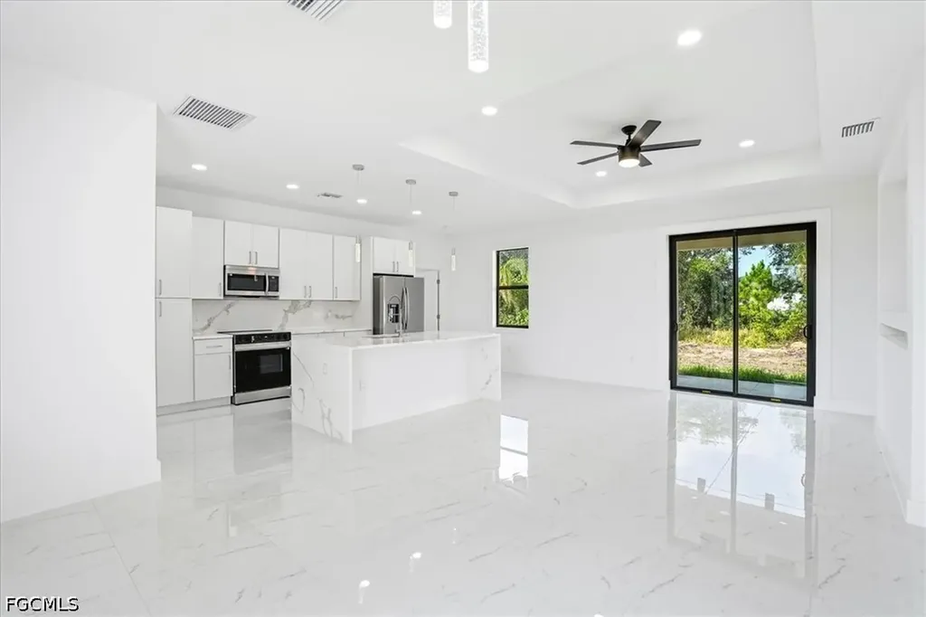 1919 Crawford Avenue N Lehigh Acres FL 33971