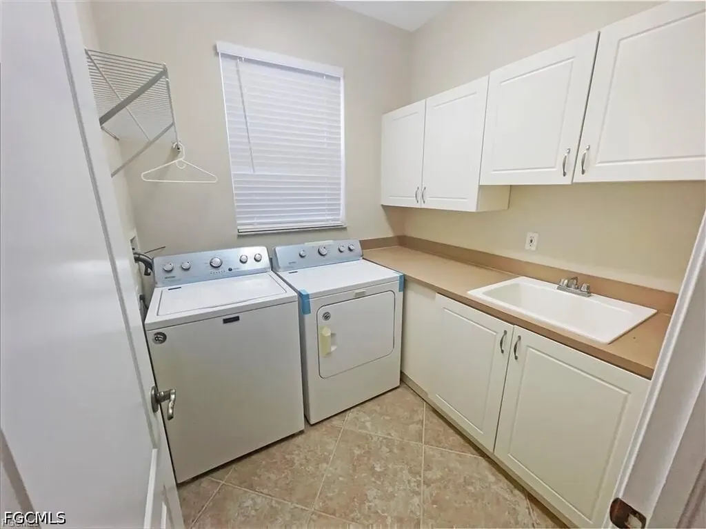 10257 S Silver Palm Drive Estero FL 33928
