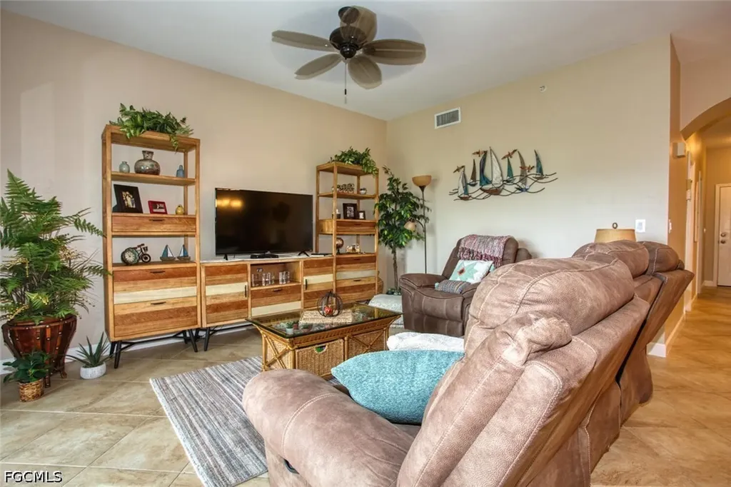 8076 Queen Palm Lane Fort Myers FL 33966