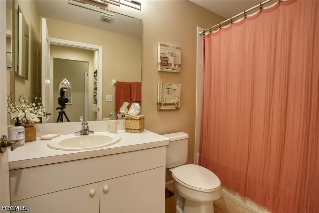 8076 Queen Palm Lane Fort Myers FL 33966