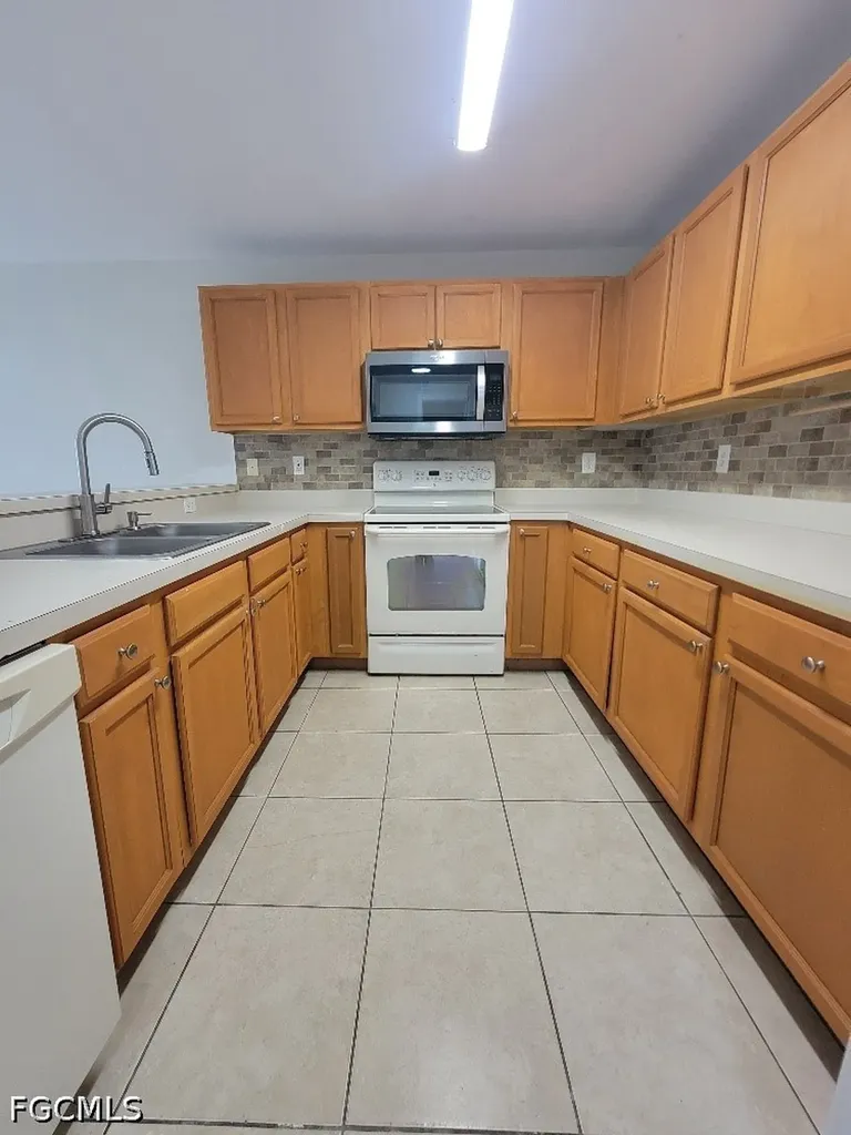 306 Leeland Heights Boulevard E Lehigh Acres FL 33936