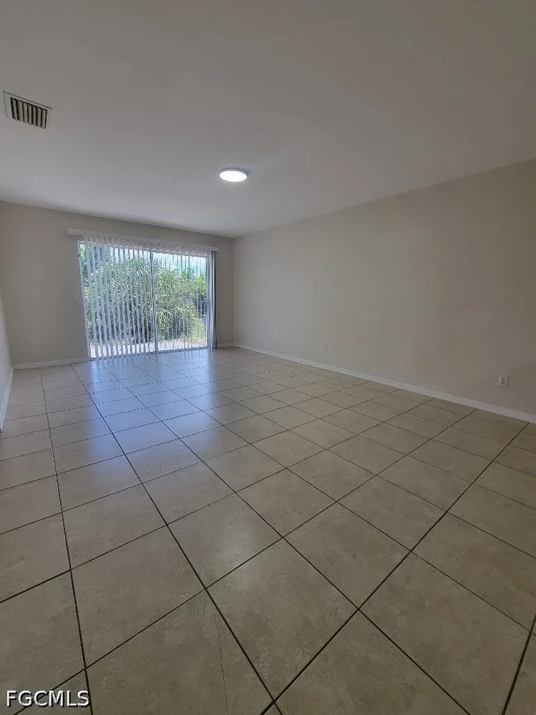 306 Leeland Heights Boulevard E Lehigh Acres FL 33936