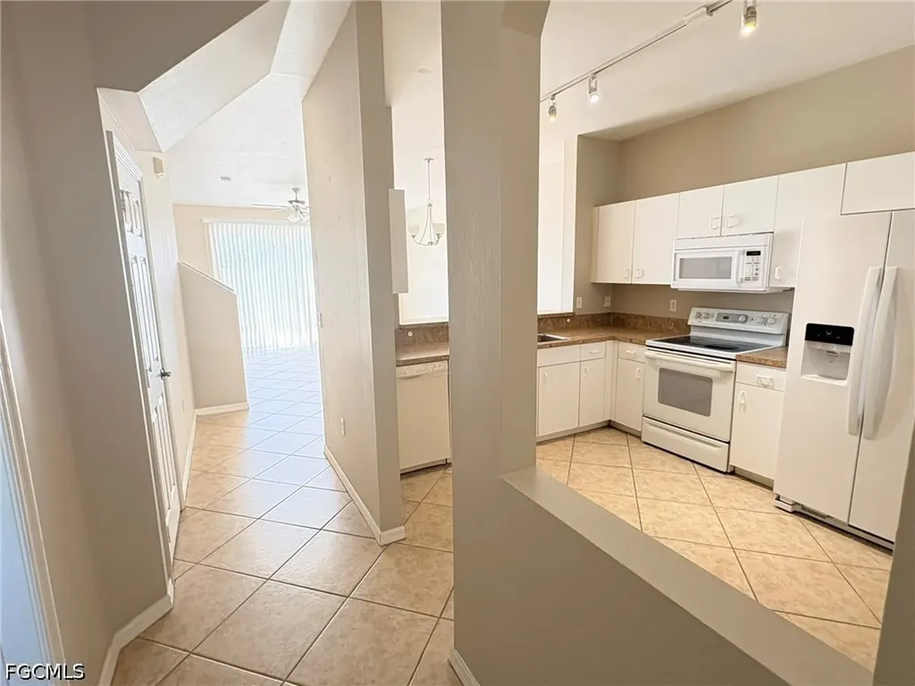 3643 Pine Oak Circle Fort Myers FL 33916