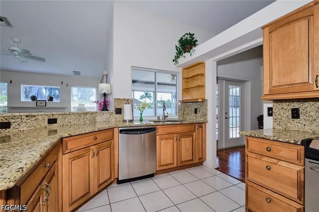 5507 SW 14th Place Cape Coral FL 33914