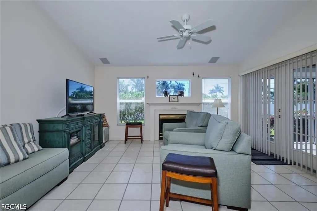 5507 SW 14th Place Cape Coral FL 33914