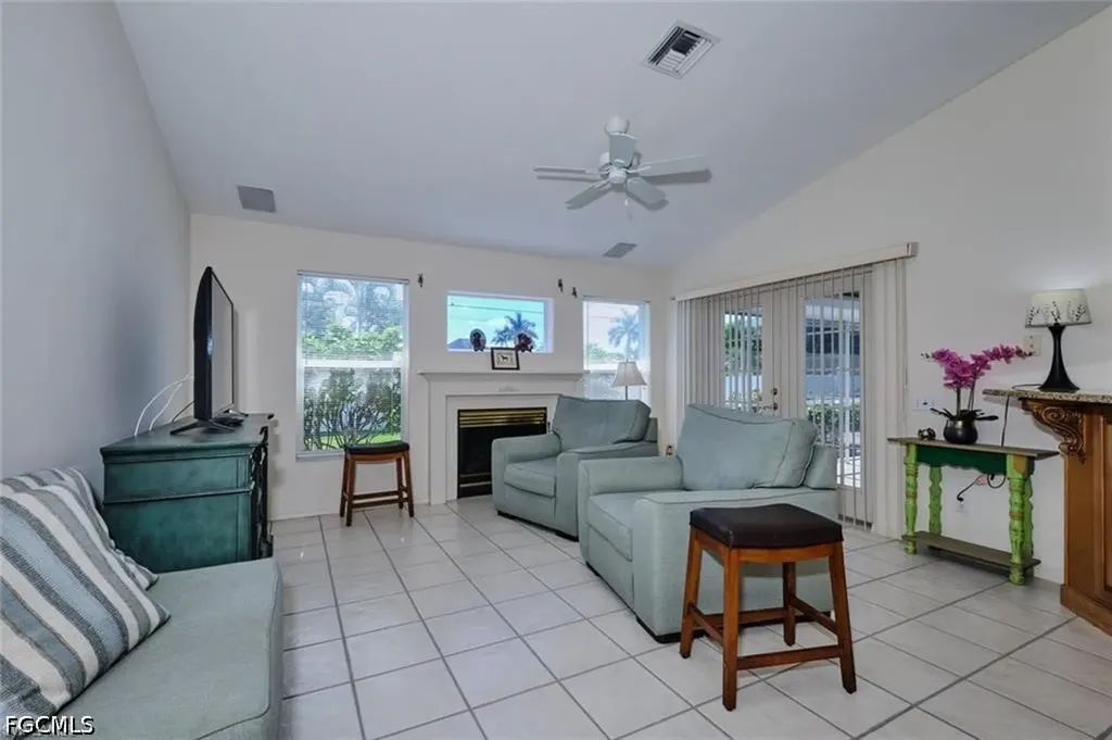 5507 SW 14th Place Cape Coral FL 33914