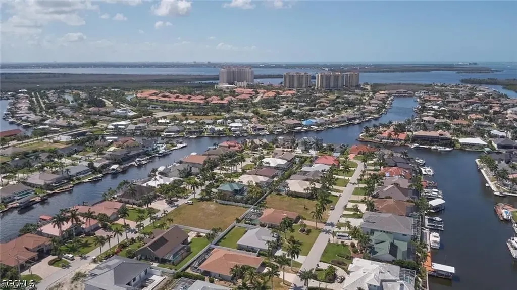 5507 SW 14th Place Cape Coral FL 33914
