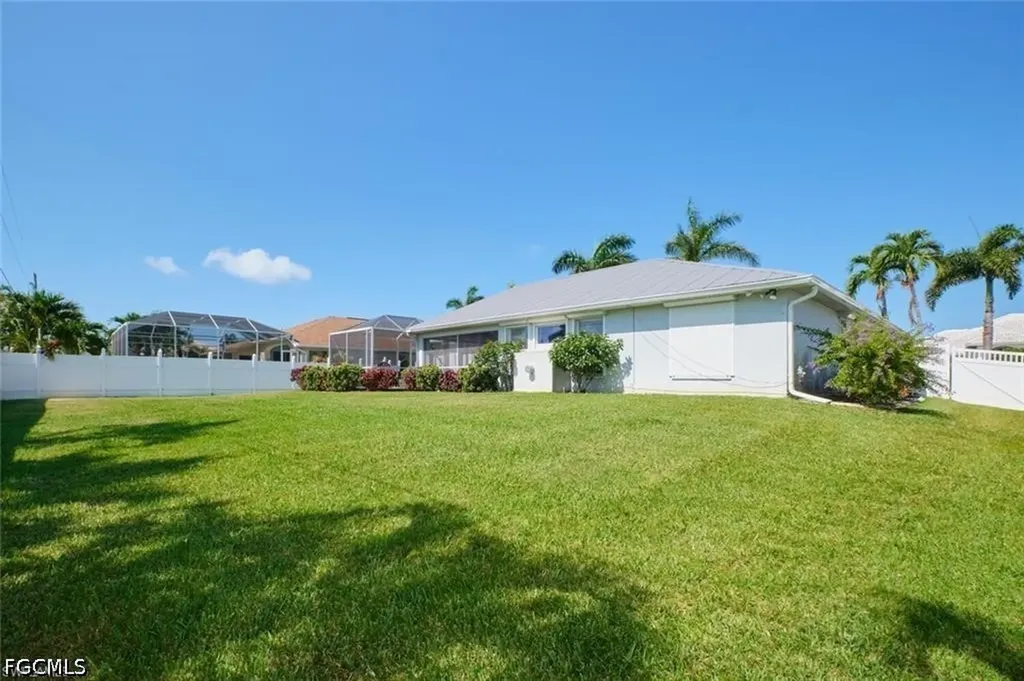 5507 SW 14th Place Cape Coral FL 33914