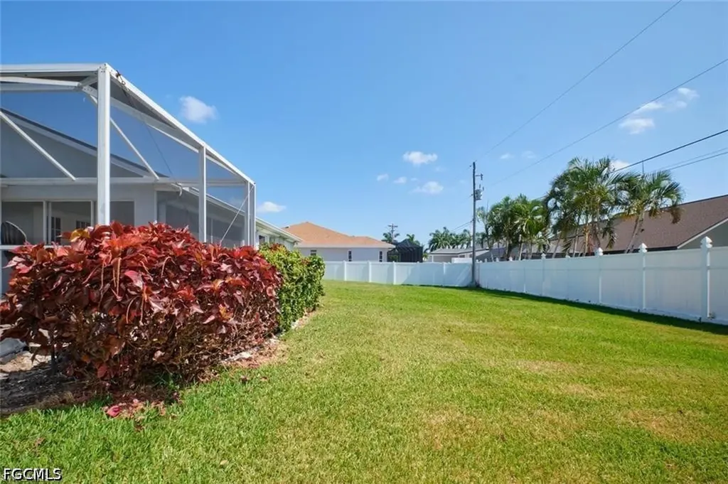 5507 SW 14th Place Cape Coral FL 33914