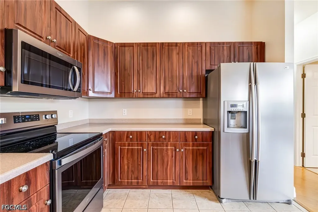 4011 SW 16th Place Cape Coral FL 33914