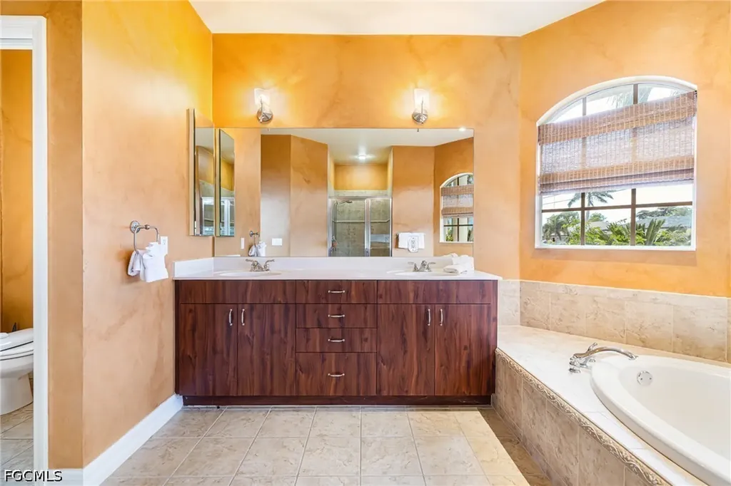 4011 SW 16th Place Cape Coral FL 33914