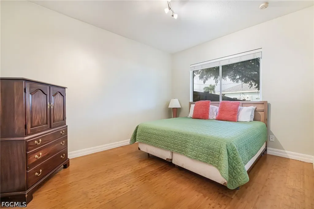 4011 SW 16th Place Cape Coral FL 33914