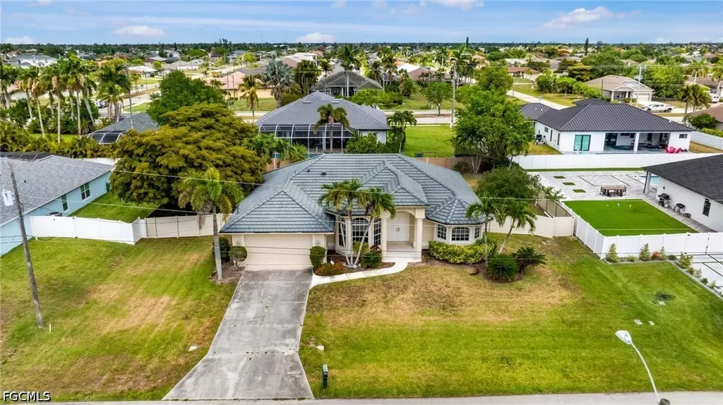 4011 SW 16th Place Cape Coral FL 33914