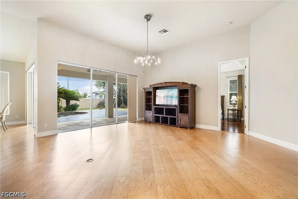4011 SW 16th Place Cape Coral FL 33914
