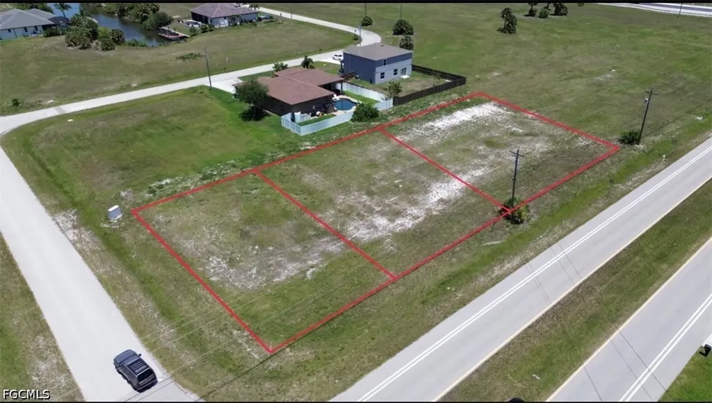 3227 Gulfstream Parkway Cape Coral FL 33993