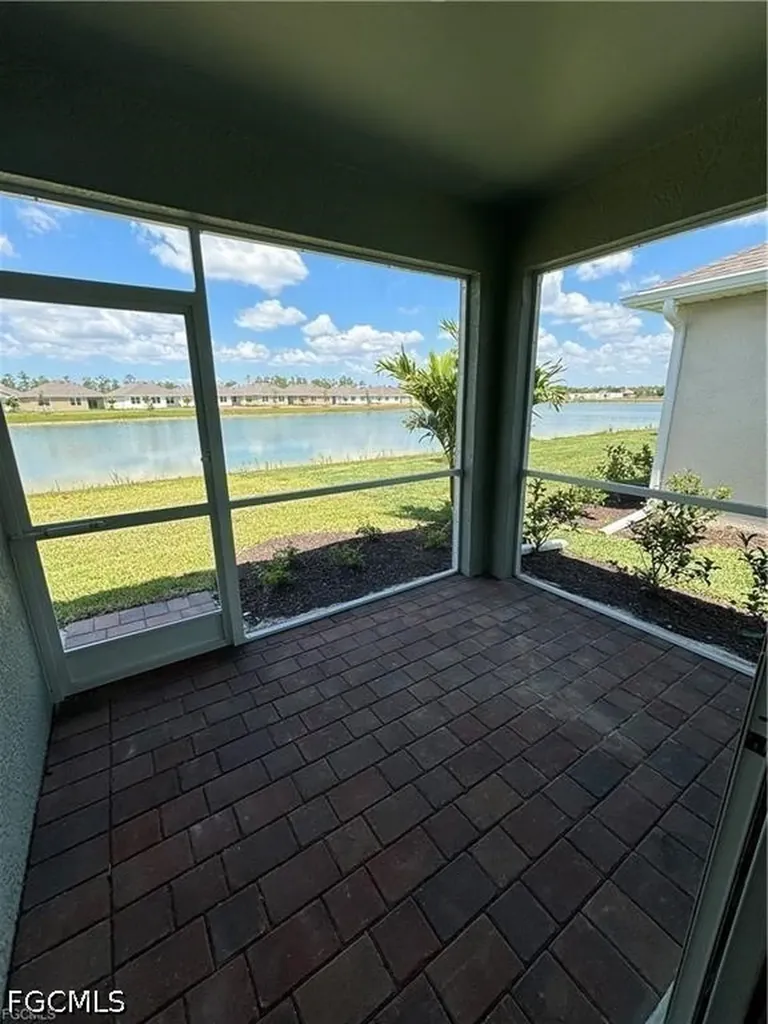 20461 Camino Torcido Loop North Fort Myers FL 33917