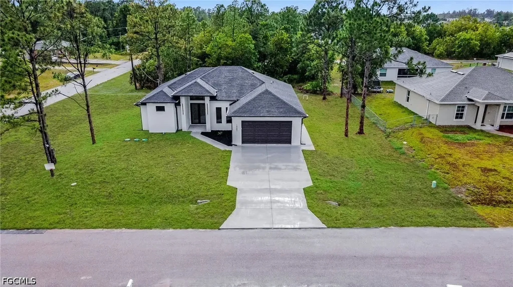 1901 Cedar Avenue N Lehigh Acres FL 33971