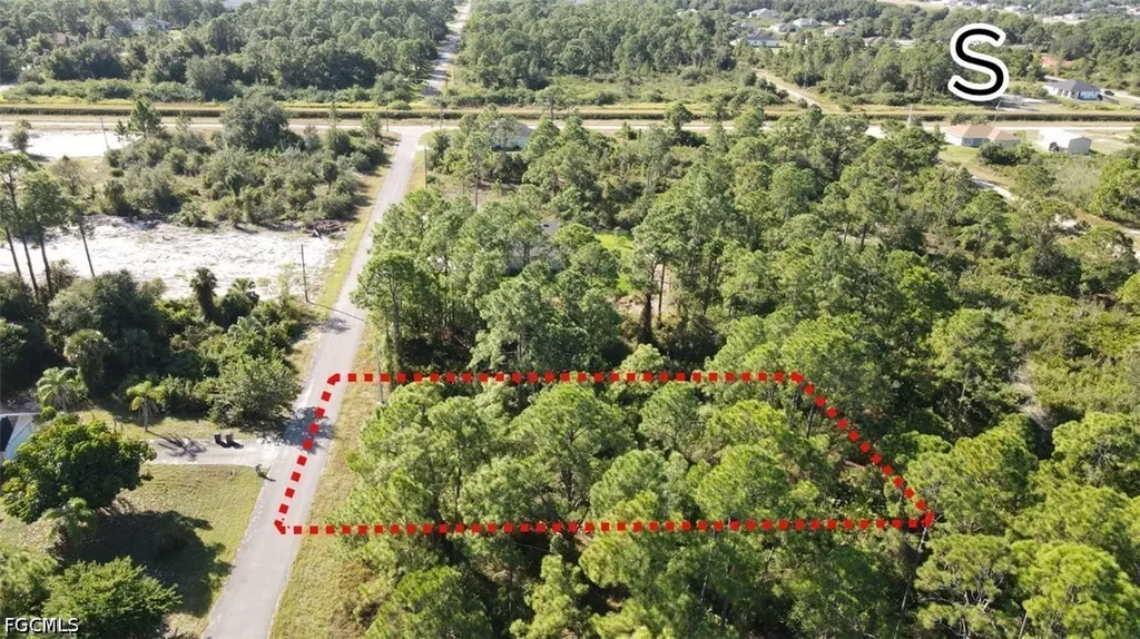 1615 Dixie Avenue Lehigh Acres FL 33972