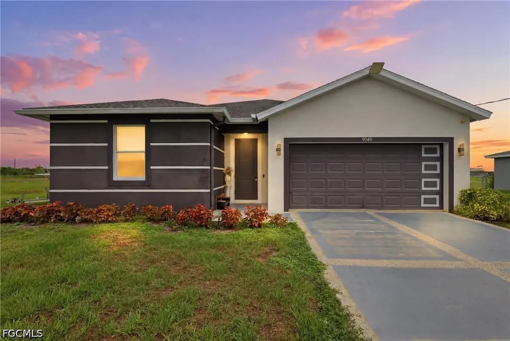 Labelle FL, 9049 Green Circle