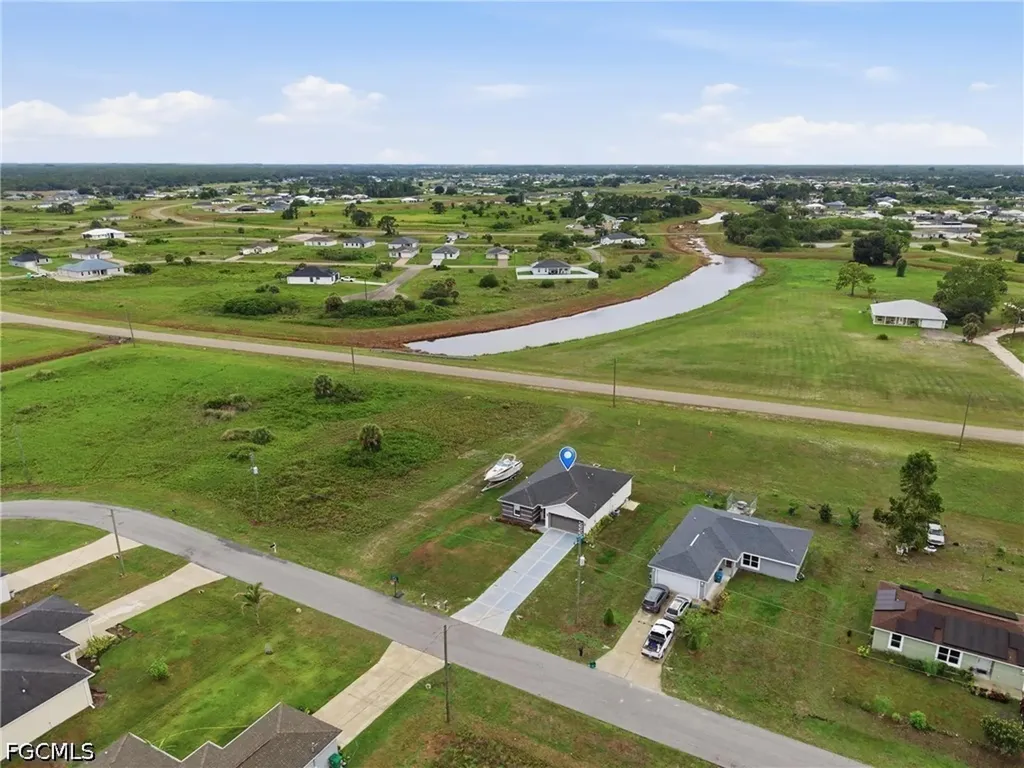 9049 Green Circle Labelle FL 33935