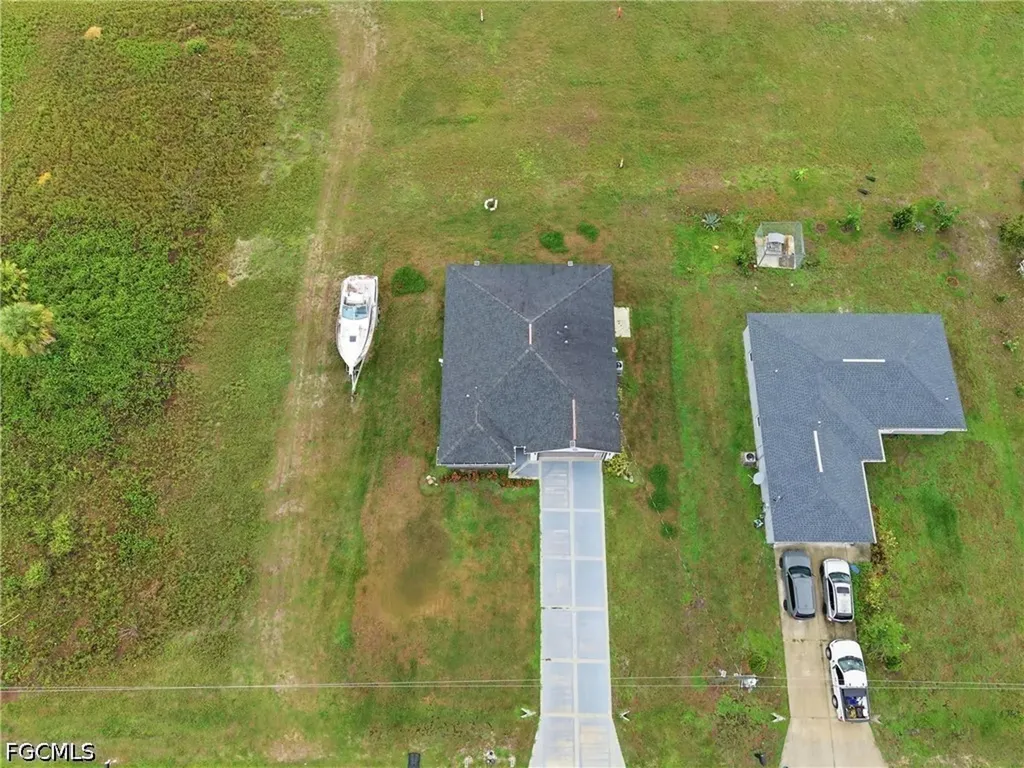 9049 Green Circle Labelle FL 33935