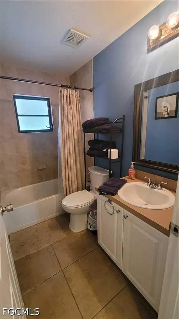1929 NE 2nd Terrace Cape Coral FL 33909