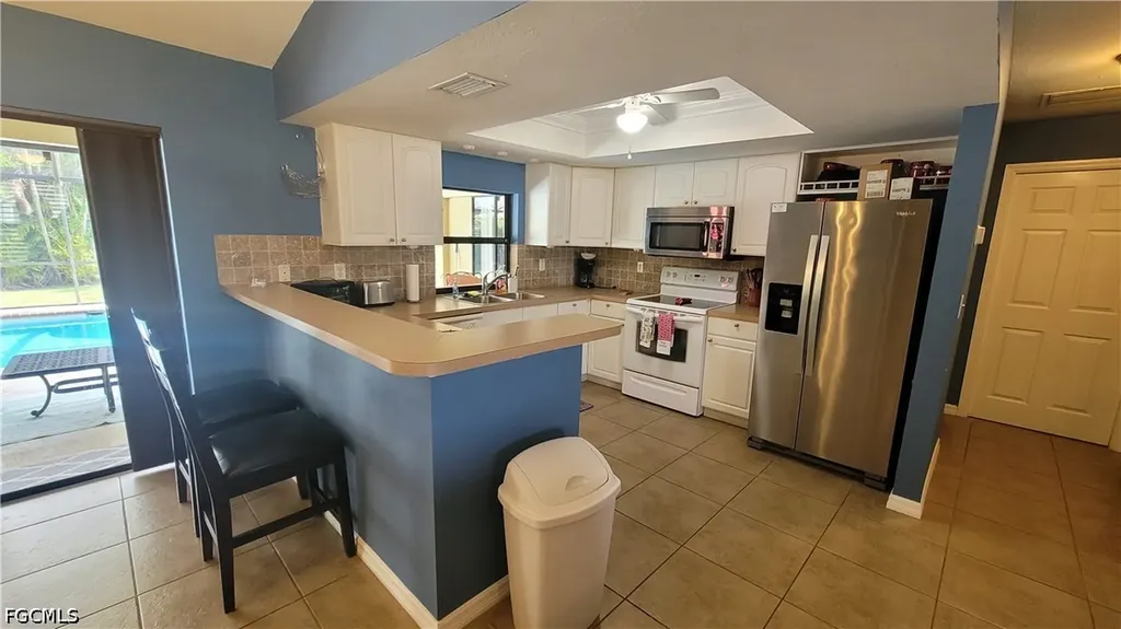 1929 NE 2nd Terrace Cape Coral FL 33909
