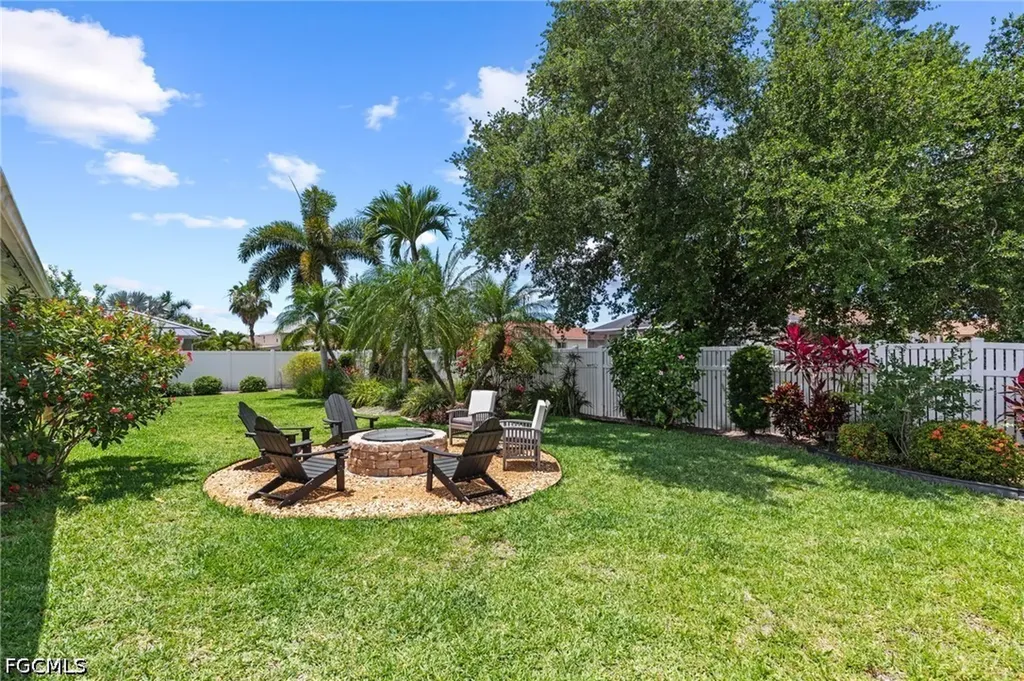 3824 SW 10th Place Cape Coral FL 33914