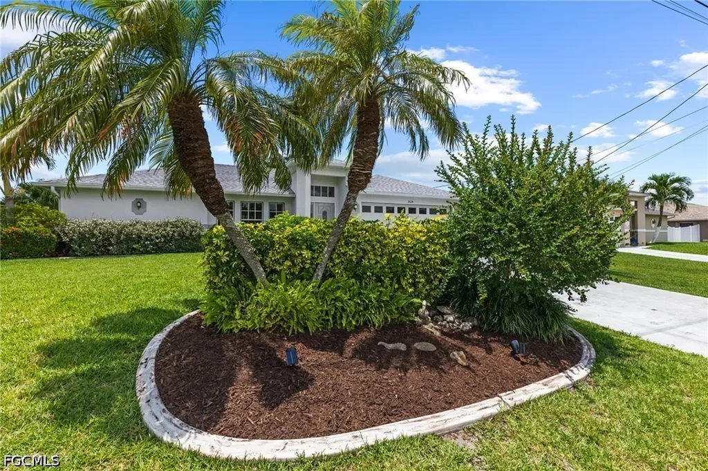 3824 SW 10th Place Cape Coral FL 33914