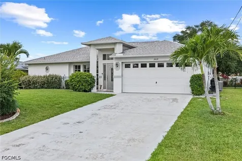 3824 SW 10th Place Cape Coral FL 33914