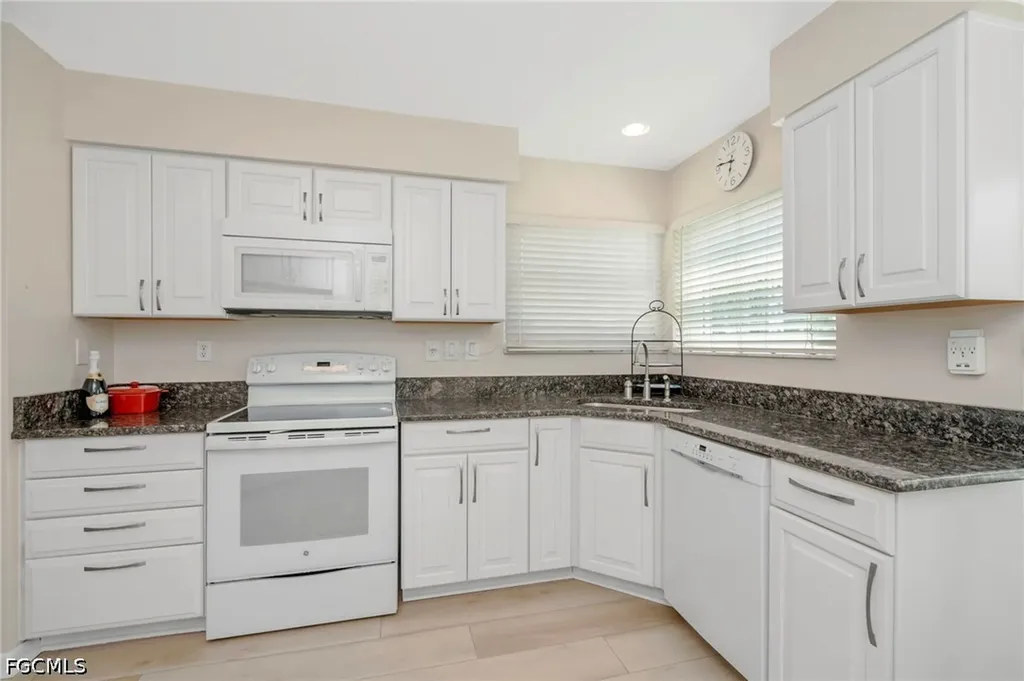 6011 Bahia Del Mar Boulevard St. Petersburg FL 33715