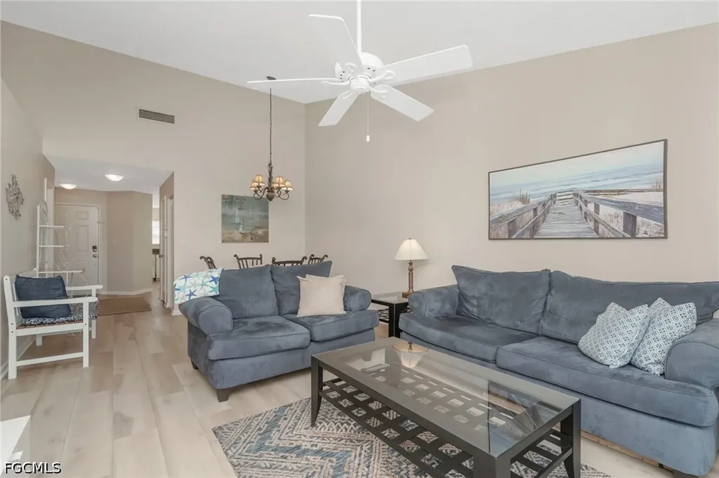 6011 Bahia Del Mar Boulevard St. Petersburg FL 33715