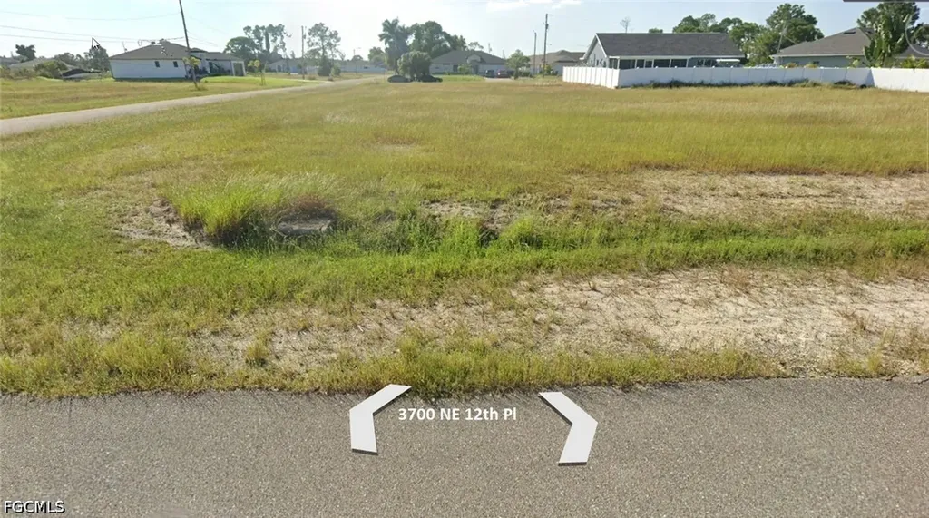 3700 NE 12th Place Cape Coral FL 33909