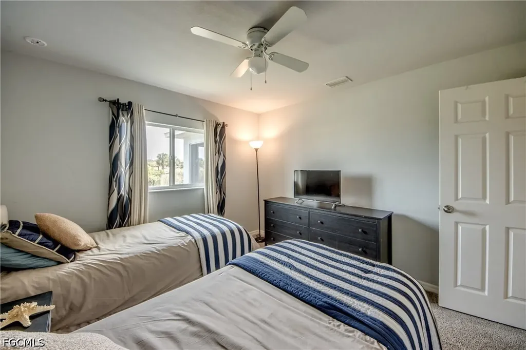 1725 NE 23rd Street Cape Coral FL 33909