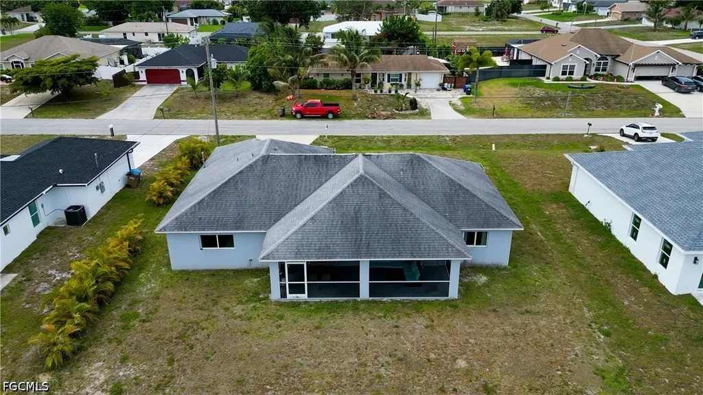 1725 NE 23rd Street Cape Coral FL 33909