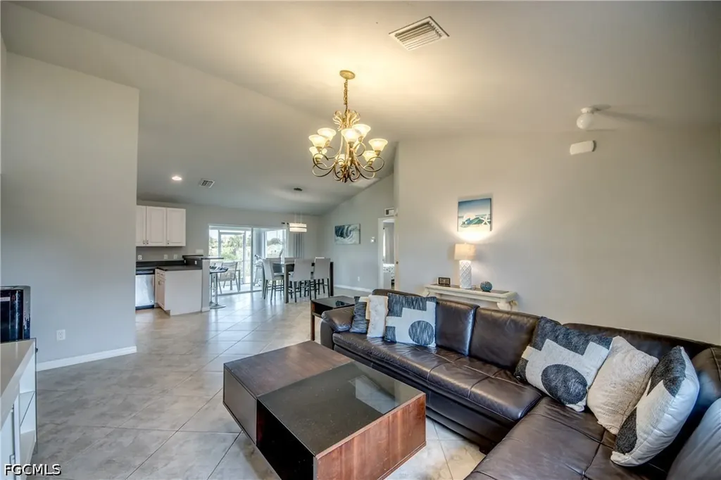 1725 NE 23rd Street Cape Coral FL 33909