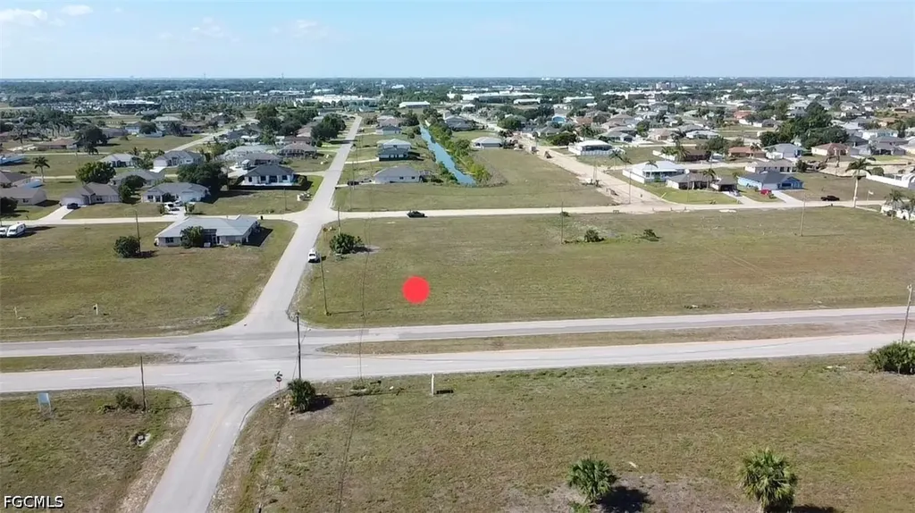 2098 Diplomat Parkway E Cape Coral FL 33909