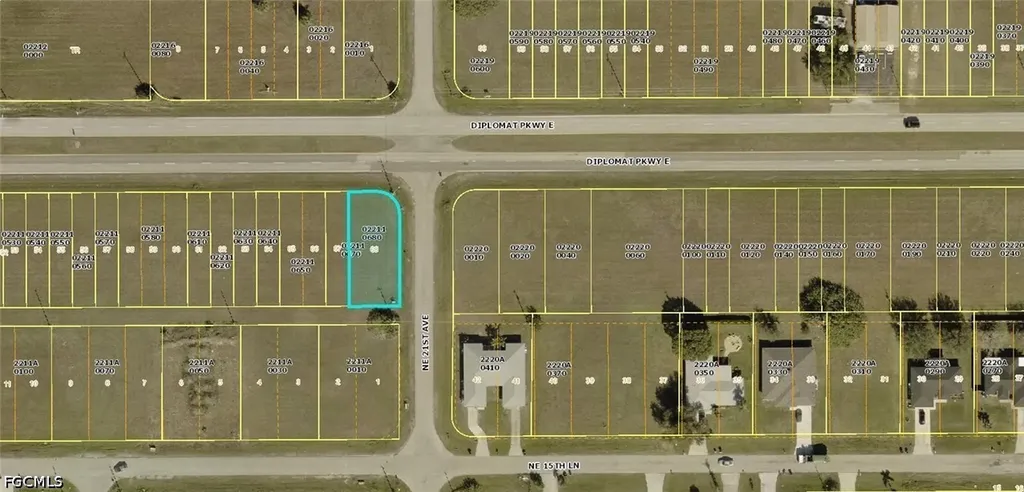 2098 Diplomat Parkway E Cape Coral FL 33909