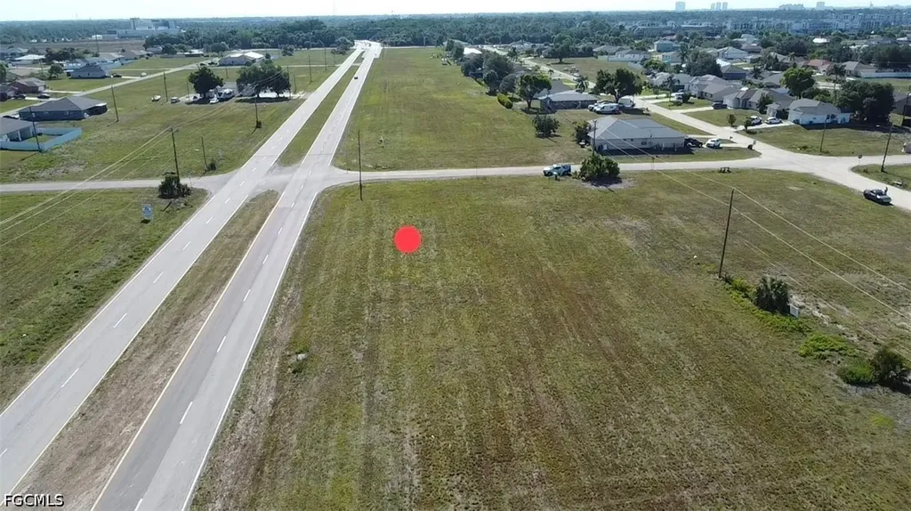 2098 Diplomat Parkway E Cape Coral FL 33909