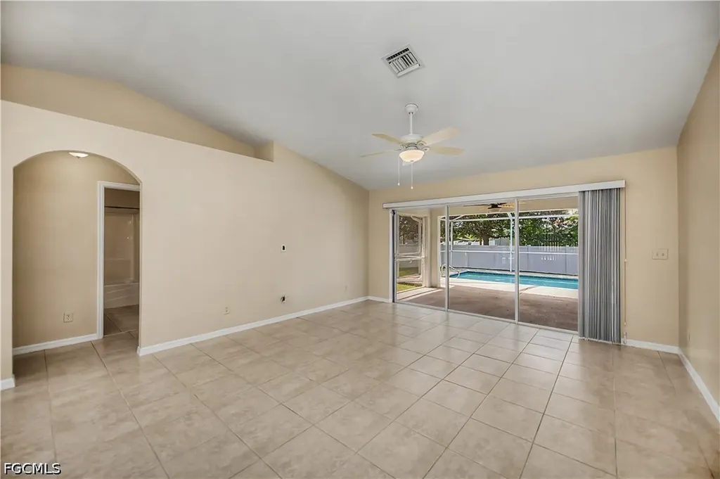 1922 Jacaranda Parkway W Cape Coral FL 33993