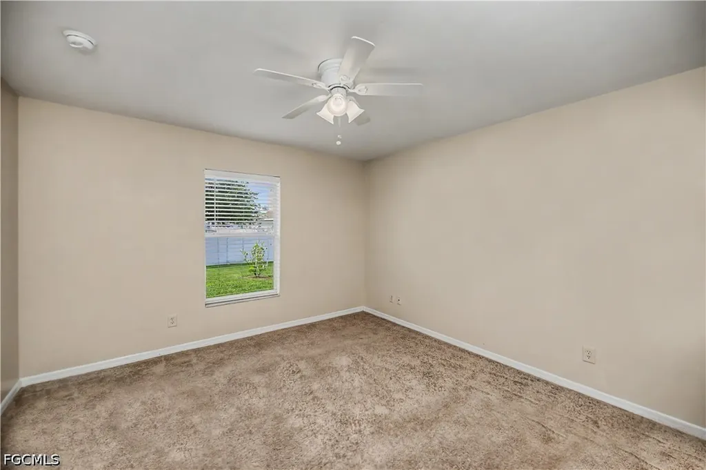 1922 Jacaranda Parkway W Cape Coral FL 33993