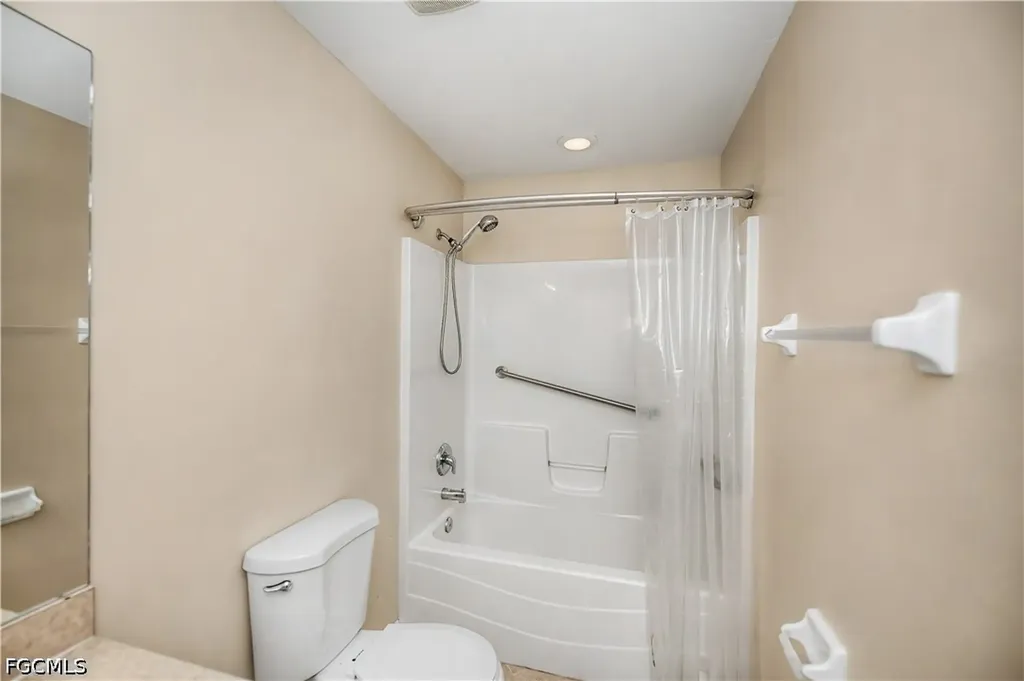 1922 Jacaranda Parkway W Cape Coral FL 33993