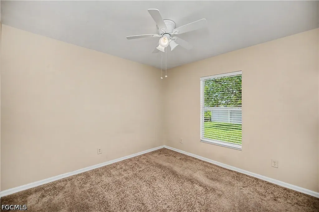 1922 Jacaranda Parkway W Cape Coral FL 33993