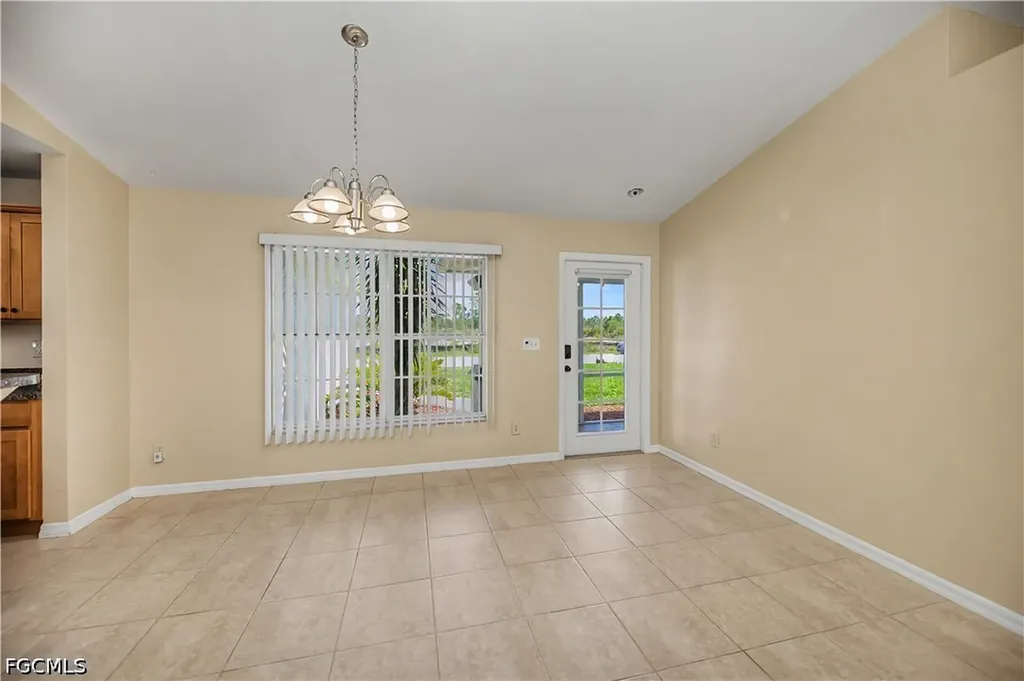 1922 Jacaranda Parkway W Cape Coral FL 33993