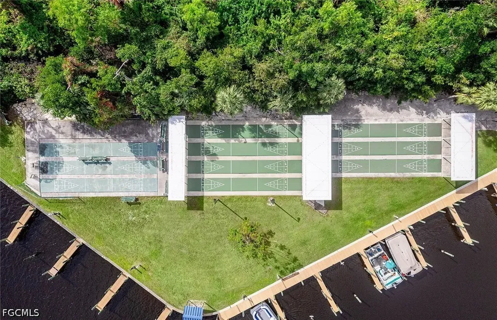 5664 Captain John Smith Loop North Fort Myers FL 33917