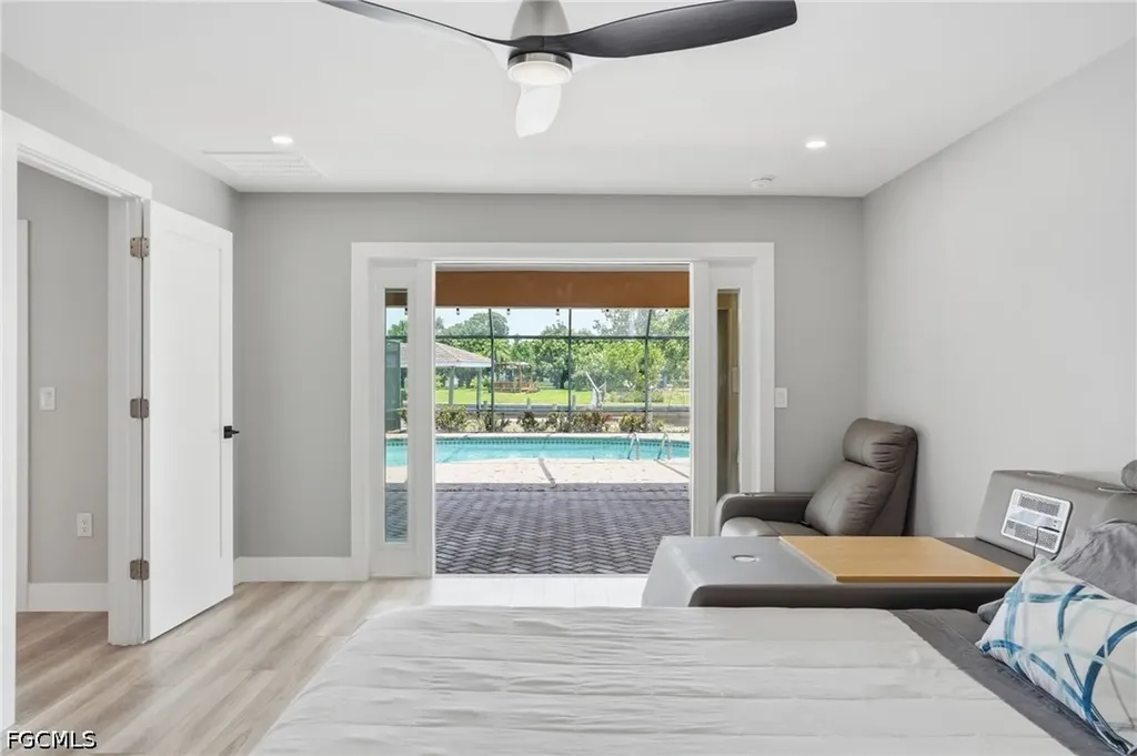 1860 Marina Circle North Fort Myers FL 33903
