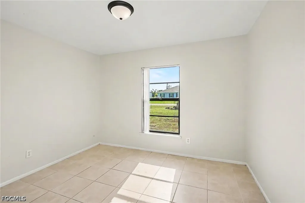 3506 SW 8th Court Cape Coral FL 33914