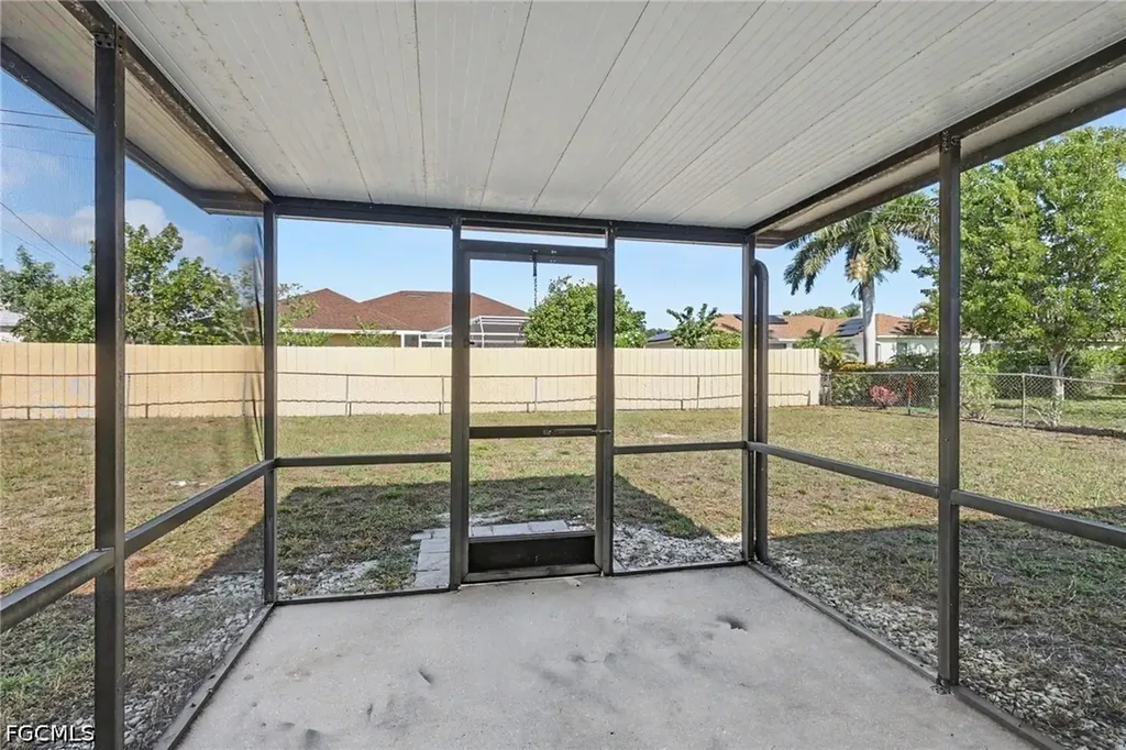 3506 SW 8th Court Cape Coral FL 33914