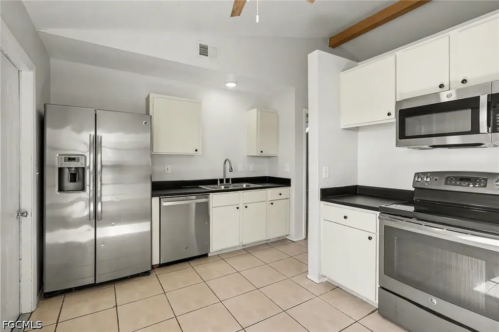 3506 SW 8th Court Cape Coral FL 33914